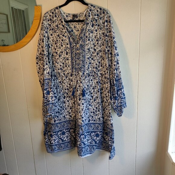 Vera Moda Curve, Cotton Dress in Blue & White Chintz. Sz 14  Relaxing, natural - Picture 1 of 4